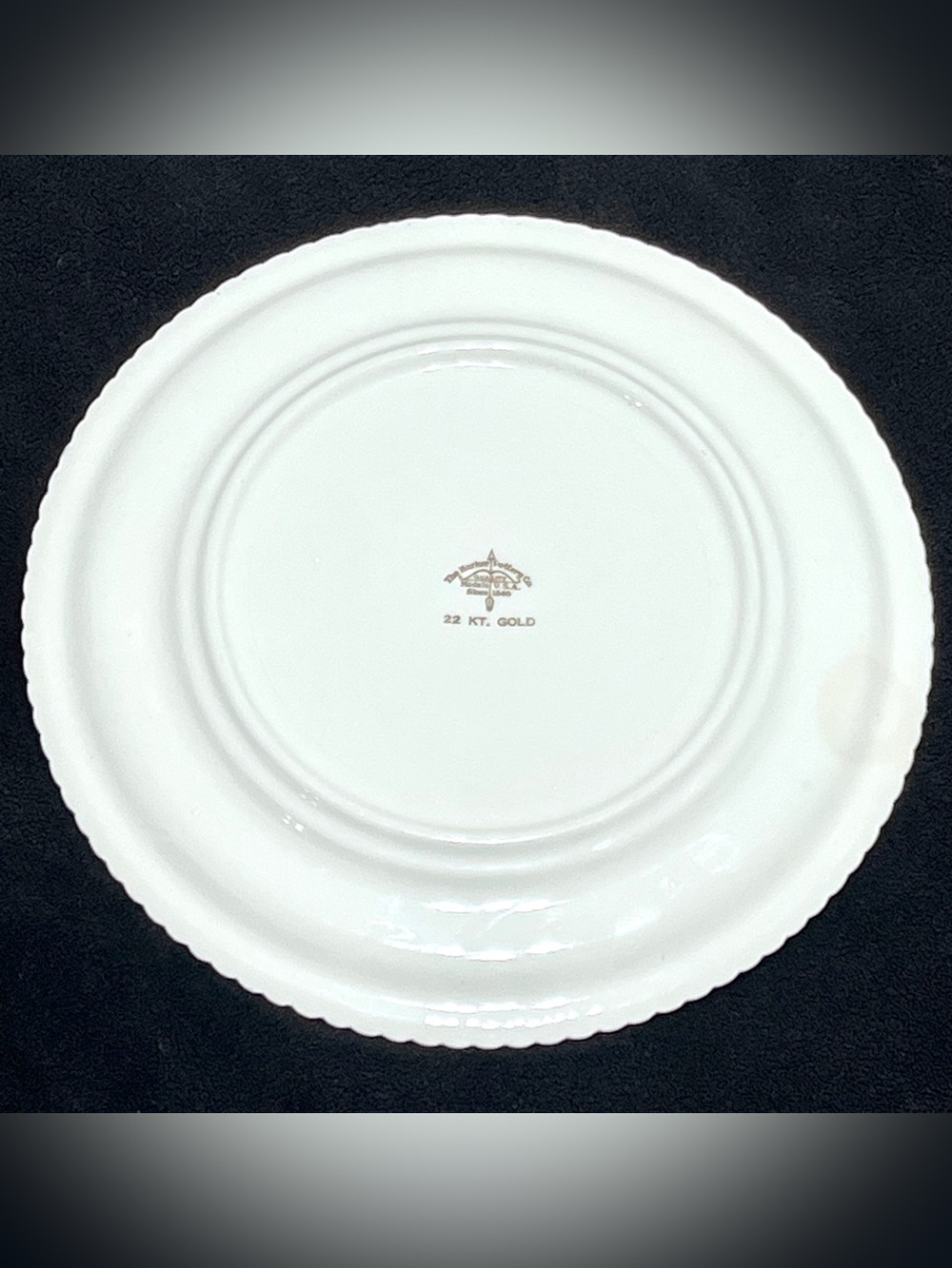 Vintage Harker Pottery 22K Gold Courting Couple Plate USA - Picture 4 of 4